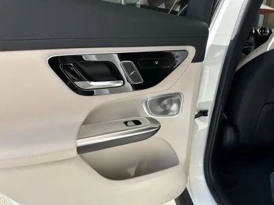 Mercedes-Benz GLC-Class 2026, 1377 км, за 35609.49 USD - фото 10