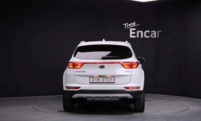 Kia Sportage 2016, 55900 км, за 9100.97 USD
