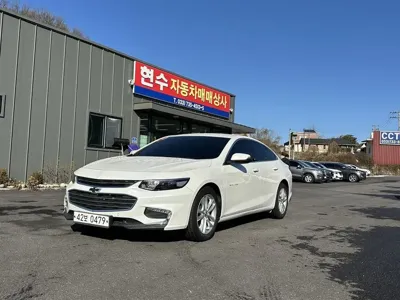 ChevroletGMDaewoo Malibu 2017, 83000 км, за 4957.7 USD