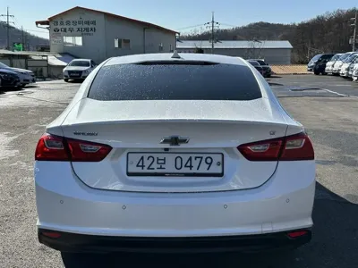 ChevroletGMDaewoo Malibu 2017, 83000 км, за 4957.7 USD