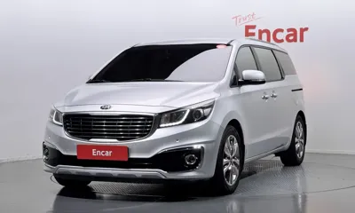 Kia Canival · 2015 год