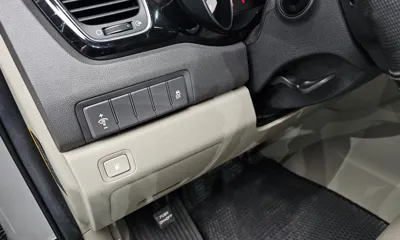 Kia Canival 2015, 156942 км, за 5189.17 USD - фото 12