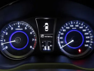 Hyundai Grandeur 2014, 197298 км, за 2279.09 USD - фото 9