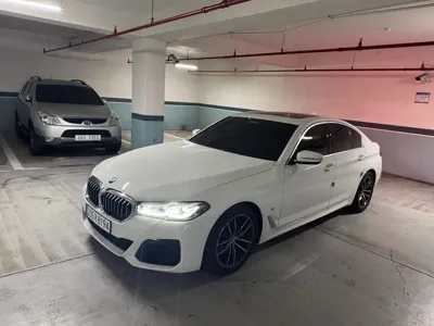 BMW 5-Series 2023, 11379 км, за 30971.92 USD