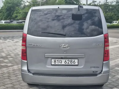 Hyundai Starex 2012, 85000 км, за 5901.27 USD