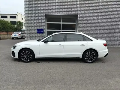 Audi A4L 2023, 37200 км, за 23314.34 USD