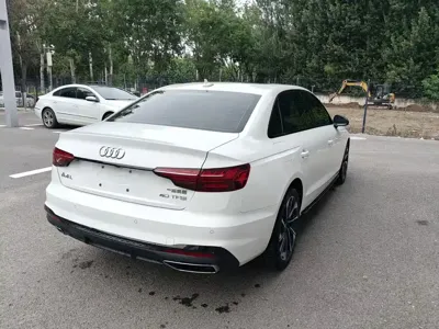 Audi A4L 2023, 37200 км, за 23314.34 USD