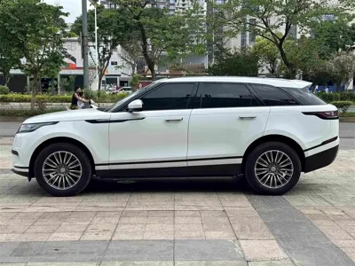 Land Rover Velar 2017, 150000 км, за 21777.09 USD