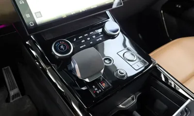 Land Rover Range Rover Sport 2023, 90340 км, за 68054.17 USD - фото 9