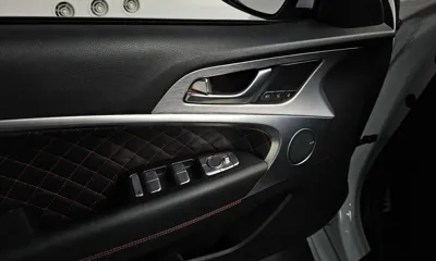 Genesis G70 2020, 66470 км, за 15688.59 USD - фото 33