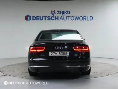 Audi A8 2011, 191000 км, за 3633.96 USD