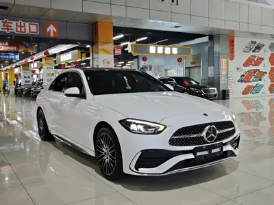 Mercedes-Benz C-Class 2023, 42000 км, за 26079.63 USD