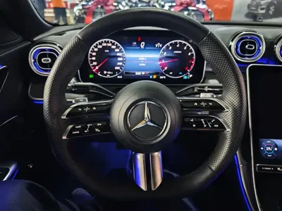 Mercedes-Benz C-Class 2023, 42000 км, за 26079.63 USD