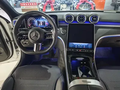 Mercedes-Benz C-Class 2023, 42000 км, за 26079.63 USD - фото 13