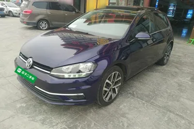 Volkswagen Golf · 2020 год