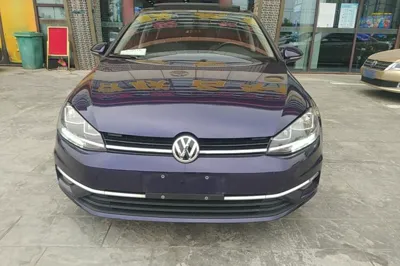 Volkswagen Golf 2020, 82700 км, за 10735 USD