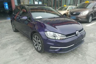 Volkswagen Golf 2020, 82700 км, за 10735 USD