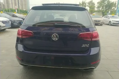 Volkswagen Golf 2020, 82700 км, за 10735 USD
