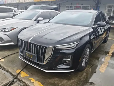 Hongqi Hongqi H5 · 2025 год