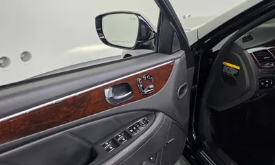 Hyundai Equus 2014, 89845 км, за 6098.2 USD - фото 30