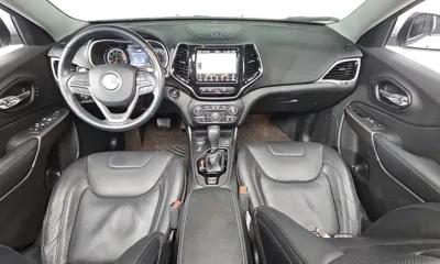Jeep Cherokee 2021, 18090 км, за 14238.4 USD - фото 7