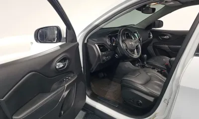 Jeep Cherokee 2021, 18090 км, за 14238.4 USD - фото 10