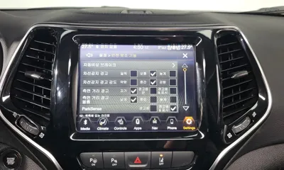 Jeep Cherokee 2021, 18090 км, за 14238.4 USD - фото 16