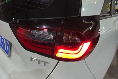 Honda Fit 2021, 46700 км, за 9170 USD - фото 9