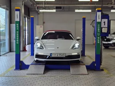 Porsche 718 · 2019 год