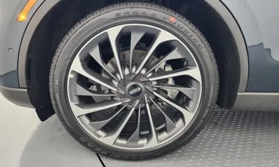 Lincoln Aviator 2023, 27770 км, за 31508.47 USD