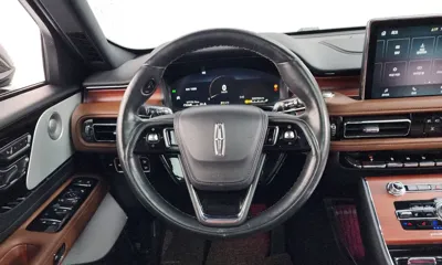 Lincoln Aviator 2023, 27770 км, за 31508.47 USD - фото 13