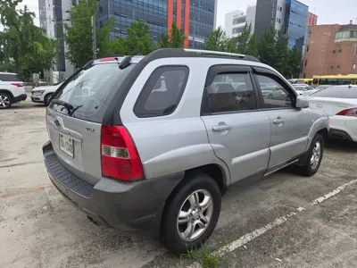 Kia Sportage 2007, 187000 км, за 1105.12 USD