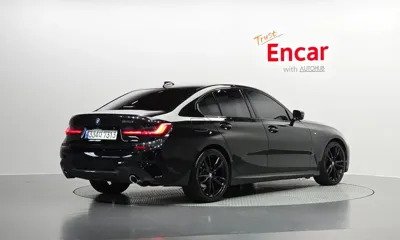 BMW 3-Series 2021, 81820 км, за 15698.89 USD