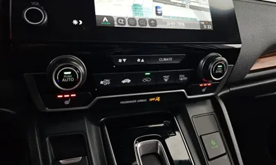Honda CR-V 2017, 62383 км, за 14734.06 USD - фото 17