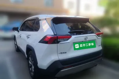 Toyota RAV4 2023, 11299 км, за 18122 USD
