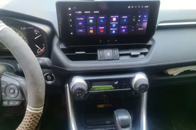 Toyota RAV4 2023, 11299 км, за 18122 USD - фото 13