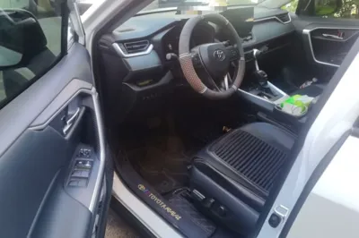 Toyota RAV4 2023, 11299 км, за 18122 USD - фото 16