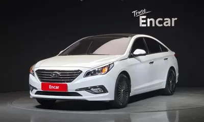Hyundai Sonata · 2015 год