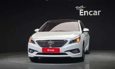 Hyundai Sonata 2015, 187116 км, за 4135.49 USD