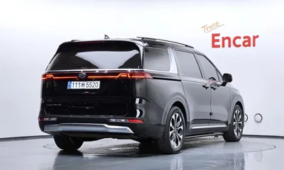 Kia Canival 2021, 117013 км, за 13326.39 USD