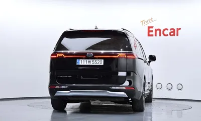 Kia Canival 2021, 117013 км, за 13326.39 USD