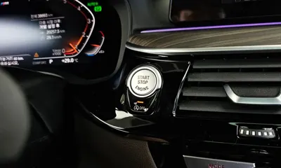 BMW 5-Series 2020, 38693 км, за 23572.3 USD - фото 30