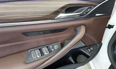 BMW 5-Series 2020, 38693 км, за 23572.3 USD - фото 36