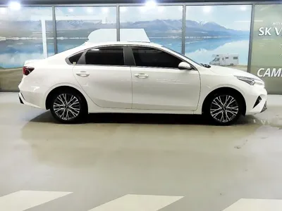 Kia K3 2024, 59832 км, за 12340.82 USD
