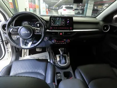 Kia K3 2024, 59832 км, за 12340.82 USD - фото 10