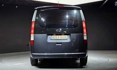 Hyundai Staria 2022, 70596 км, за 14385.18 USD