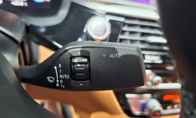 BMW 5-Series 2022, 47825 км, за 23908.81 USD - фото 30