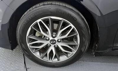 Kia K5 2020, 71225 км, за 10927.14 USD