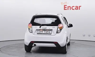ChevroletGMDaewoo Spark 2012, 100191 км, за 1721.85 USD