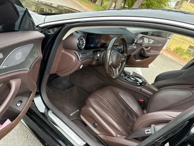 Mercedes-Benz CLS-Class 2020, 61000 км, за 26257.06 USD